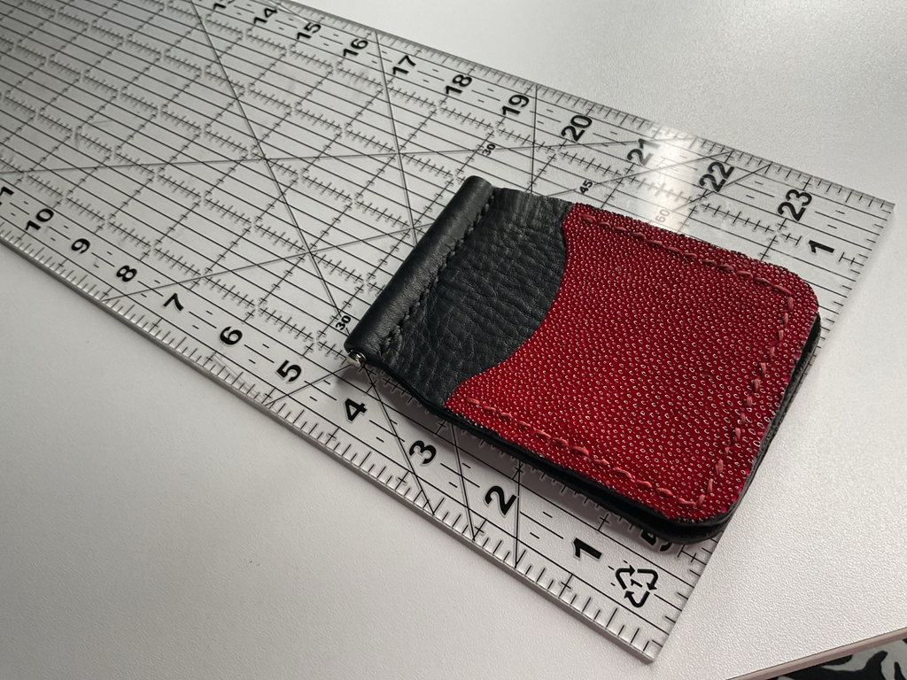Money Clip – Business Card & Cash Holder – Red Stingray Leather & Cowhide Leather
